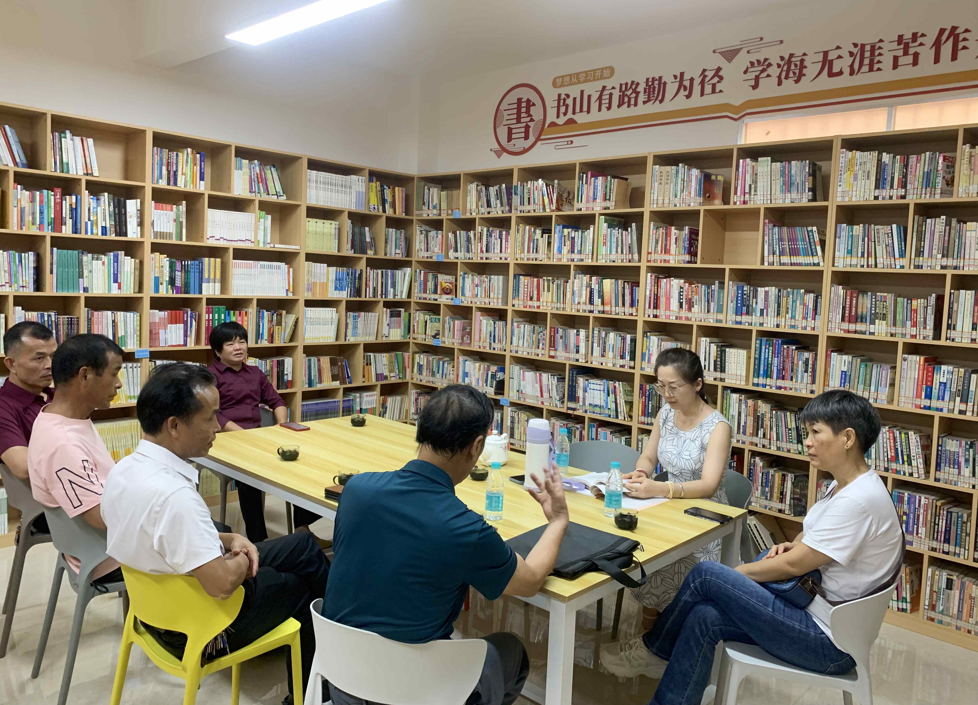 郁南文廣旅體信息（第67期）廣東工業(yè)大學藝術設計學院赴郁南調研南江文化.docx_2